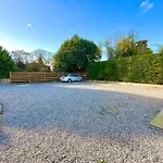 De Prestige Jardin Privatif Parking Apartment