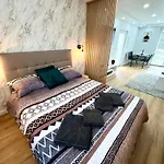 Apartment De Prestige Jardin Privatif Parking Launaguet