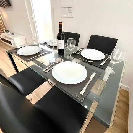 Апартаменты De Prestige Jardin Privatif Parking