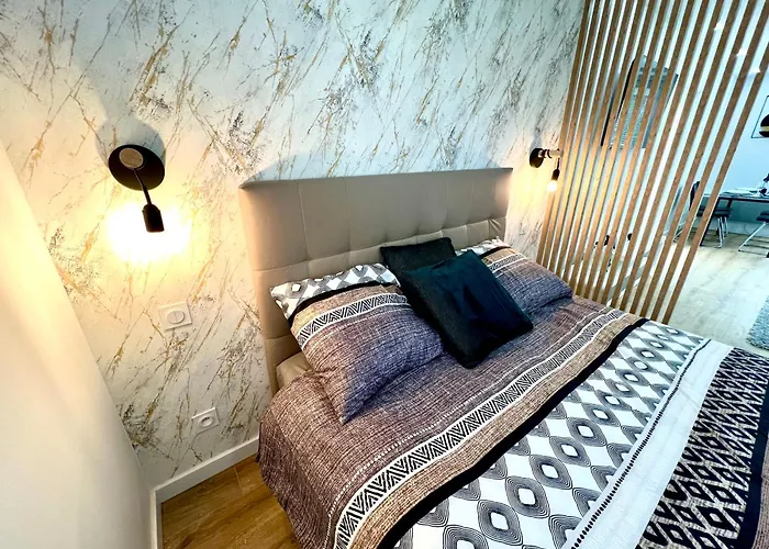 De Prestige Jardin Privatif Parking Launaguet