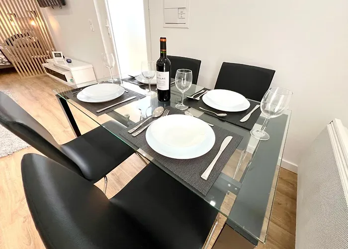 Апартаменты De Prestige Jardin Privatif Parking